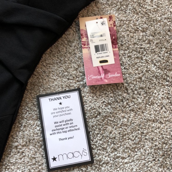 *SOLD* NWT Emerald Sundae Black Formal Slitted Dress - Picture 5 of 10